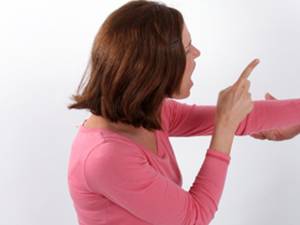 12 10 Modern Women Bosses Becoming Bullies Aid0031 12 10 Modern Women Bosses Becoming Bullies Aid0031