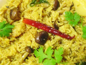 06 27 Easy Mushroom Pulavu Recipe 06 27 Easy Mushroom Pulavu Recipe