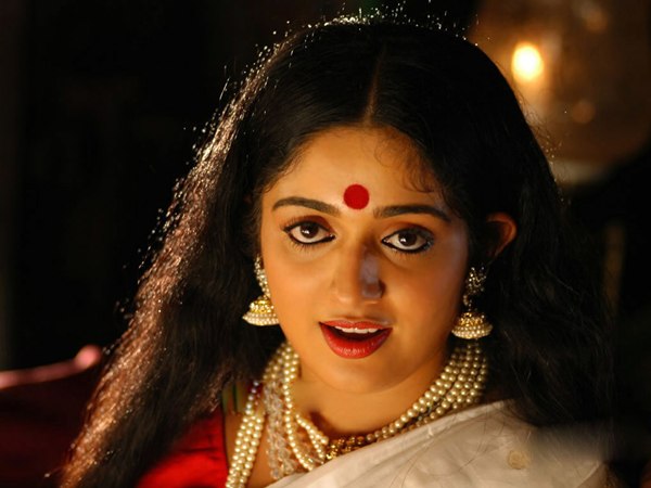 കണ്ണുകളുടെ സൗന്ദര്യത്തിന് ചില വഴികള് കണ്ണുകളുടെ സൗന്ദര്യത്തിന് ചില വഴികള്