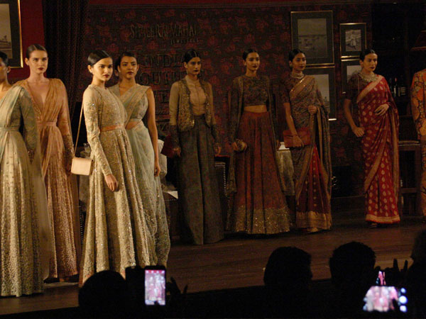 സബ്യാസാച്ചി കളക്ഷന്‍സ്