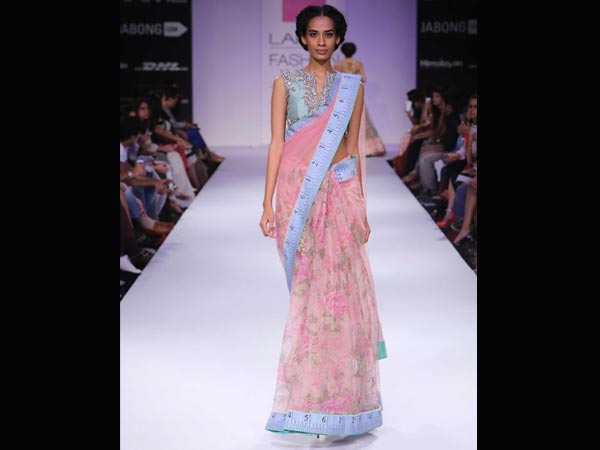 അനുശ്രീ കളക്ഷനുകള്‍