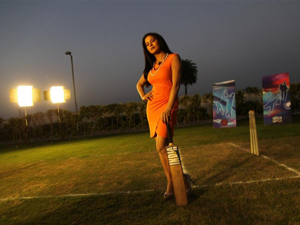 വീണ മാലിക് 