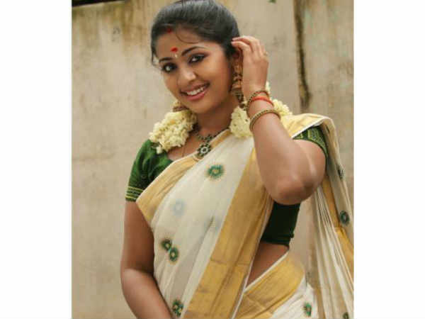 കൃഷ്ണനും ആലിലയും പ്രിയങ്കരം