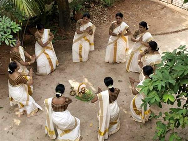 കൈകൊട്ടിക്കളി