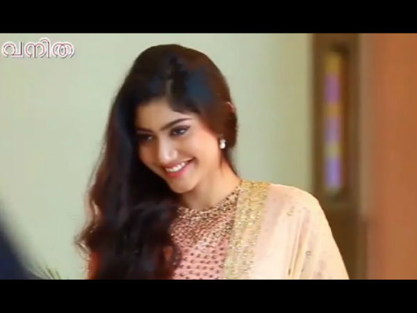 ഫുള്സ്ലീവ് ചുരിദാറില്