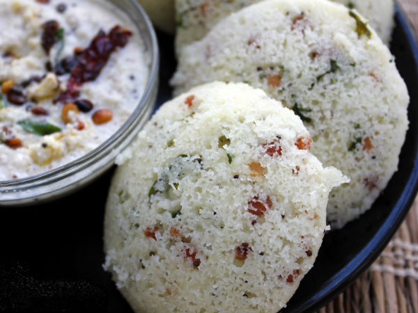 ഉഴുന്നിടുമ്പോള്