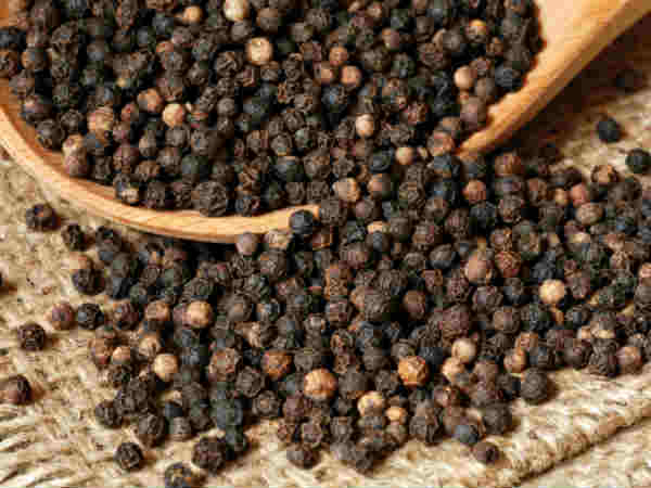 കുരുമുളകു പൊടി