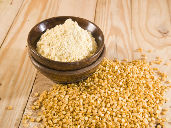 ഒലീവ് ഓയില്, കടലമാവ്, പനിനീര്