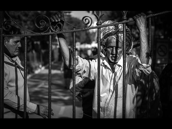 ആളുകള് വിശ്വസിക്കുന്നത്