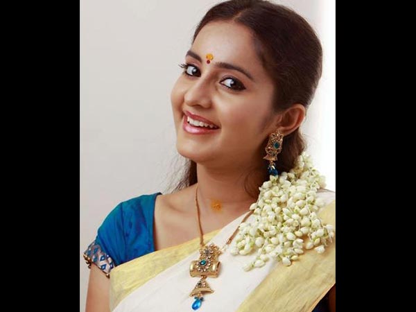 മുഖത്തെ കരുവാളിപ്പും വിളര്ച്ചയും