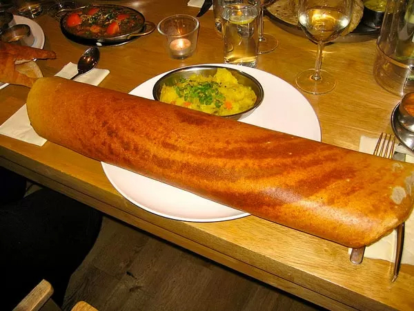 കനം കുറഞ്ഞ മൊരിഞ്ഞ ദോശ