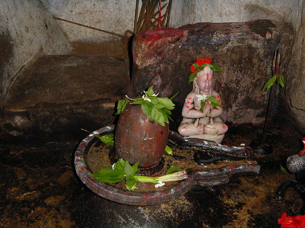 പൂര്ണ ഉപവാസമാണ്