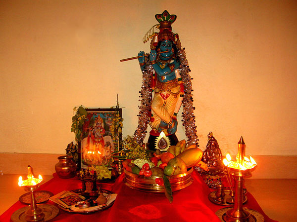 കൃഷ്ണന്റെ ഫോട്ടോയോ വിഗ്രഹമോ