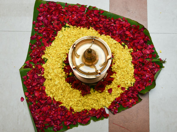 നിലവിളക്ക്