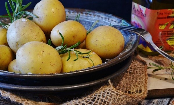 ഉരുളക്കിഴങ്ങും
