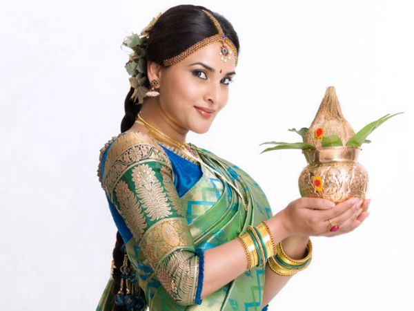 മകരം