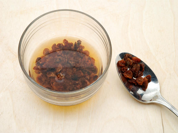 Home Made Dry Grapes To Increase Fairness And Blood Count