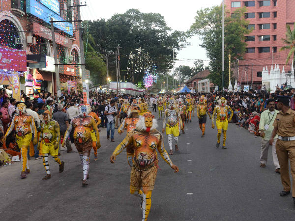 ഓണം കഴിഞ്ഞാല് പുലിയിറങ്ങും