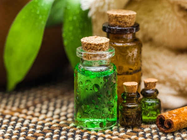 ടീ ട്രീ ഓയിൽ എന്ന പരിഹാരം