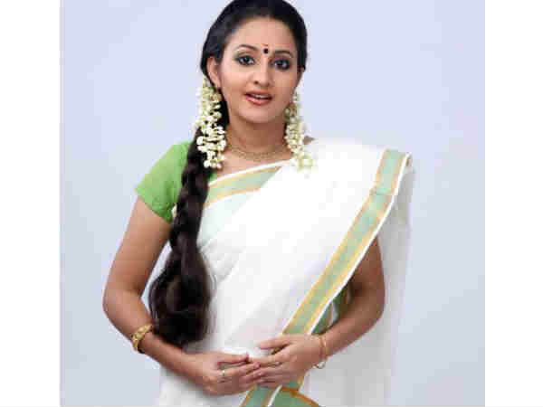 ധൂര്ത്തുണ്ടാവില്ല