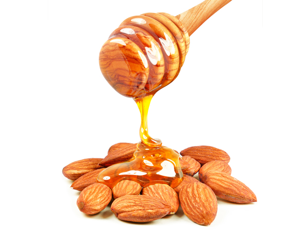 ബദാം ഓയിലും തേനും