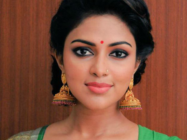 മൂക്കുത്തിയും സമ്പത്തും