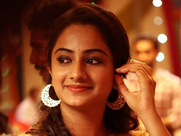 മൂക്കുത്തിയും പ്രത്യുല്പാദനവും