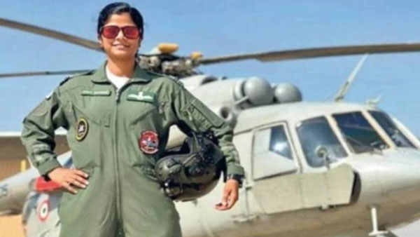 All About Swati Rathore First Woman To Lead Republic Day Parade Flypast In Malayalam