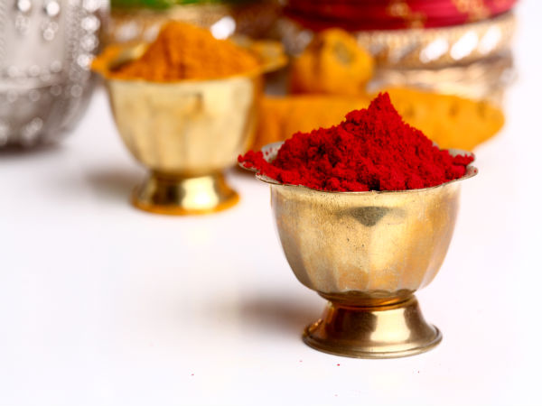 കുങ്കുമം