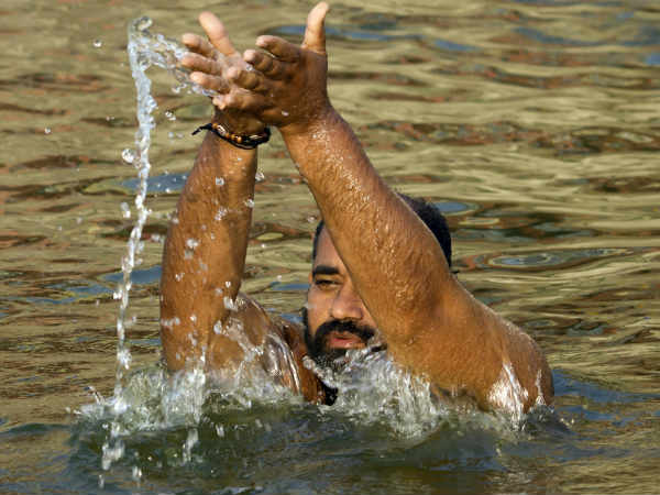 സൂര്യദേവനെ ആരാധിക്കാന്