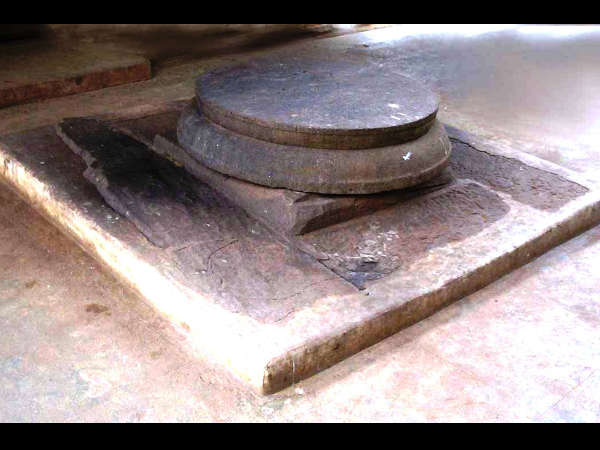 ഓരോ സമയത്ത് പ്രദക്ഷിണം