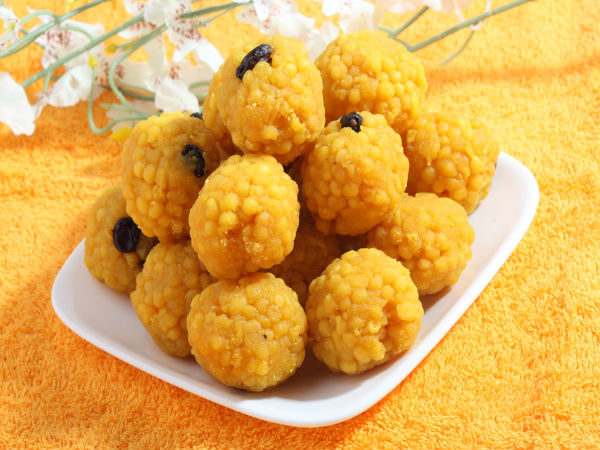 ലഡ്ഡു സമര്പ്പിക്കുക