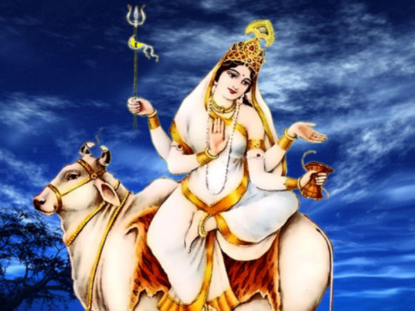 ഒന്പത് ദിനം; ഒന്പത് മൂര്ത്തികള്