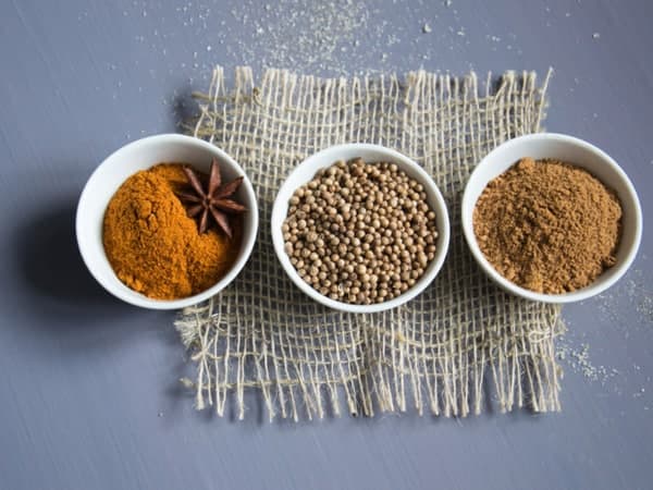 മഞ്ഞളിലെ കുര്ക്കുമിന്