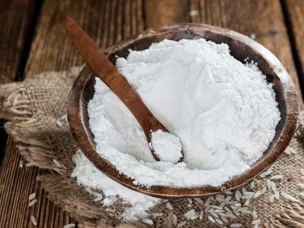 അരിപ്പൊടി, വിറ്റാമിന് ഇ, റോസ് വാട്ടര്