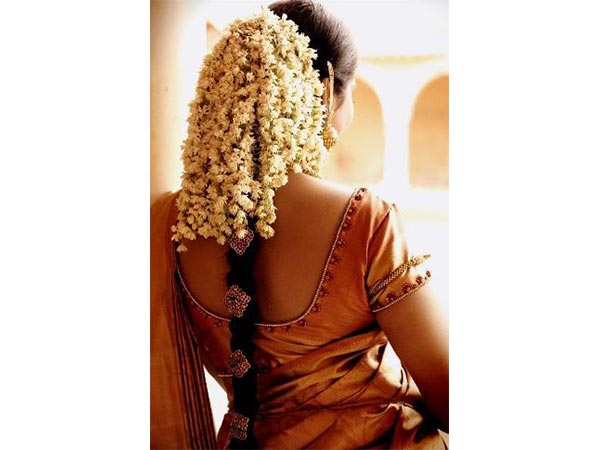 വസ്ത്രങ്ങള് പങ്കിടുന്നത്